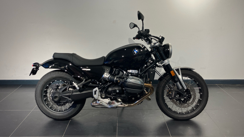 BMW R12 (24MY)